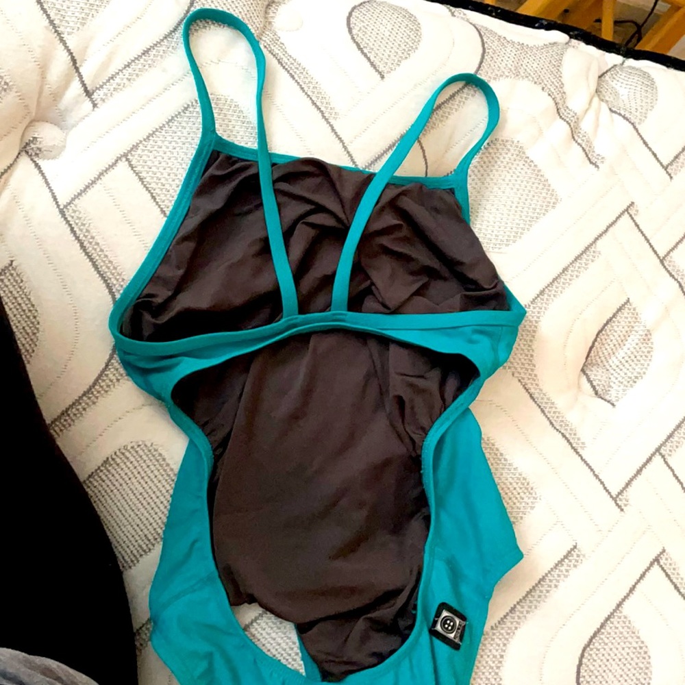 Jolyn 1 piece suit